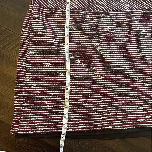 Ann Taylor Loft Burgundy Tweed Mini Skirt - Picture 7 of 9